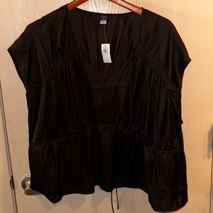 NWT v neck blouse